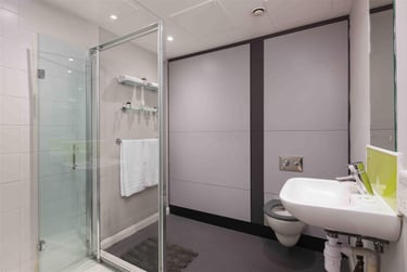 1 bed studio, Merchant Studios, Merchant City, Glasgow, G40AJ - Image 6